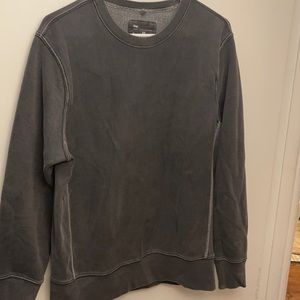 GAP Men’s Dark Grey Thick Pullover Crewneck